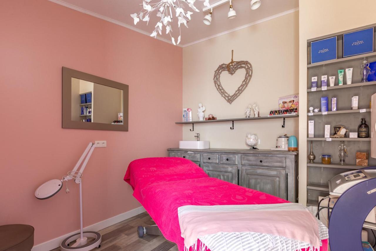 Gémozac Le Comptoir Des Ecoliers B&B 외부 사진