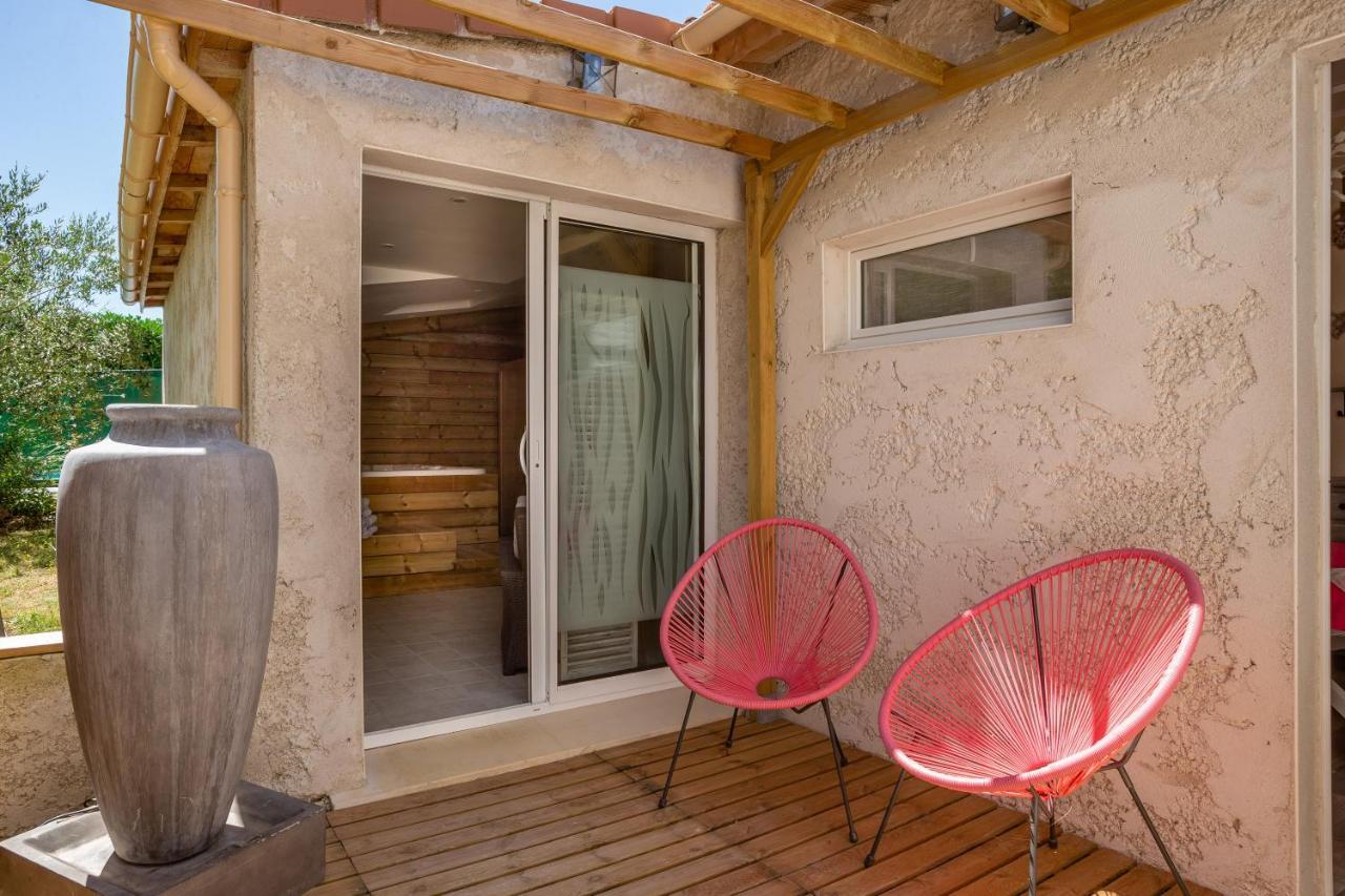 Gémozac Le Comptoir Des Ecoliers B&B 외부 사진