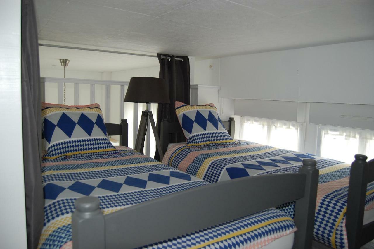 Gémozac Le Comptoir Des Ecoliers B&B 외부 사진