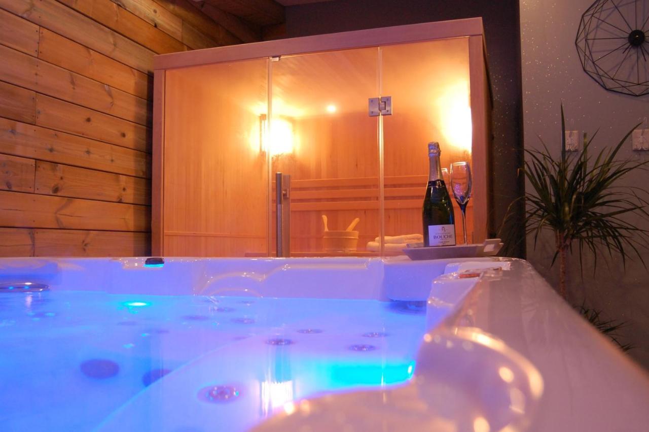 Gémozac Le Comptoir Des Ecoliers B&B 외부 사진